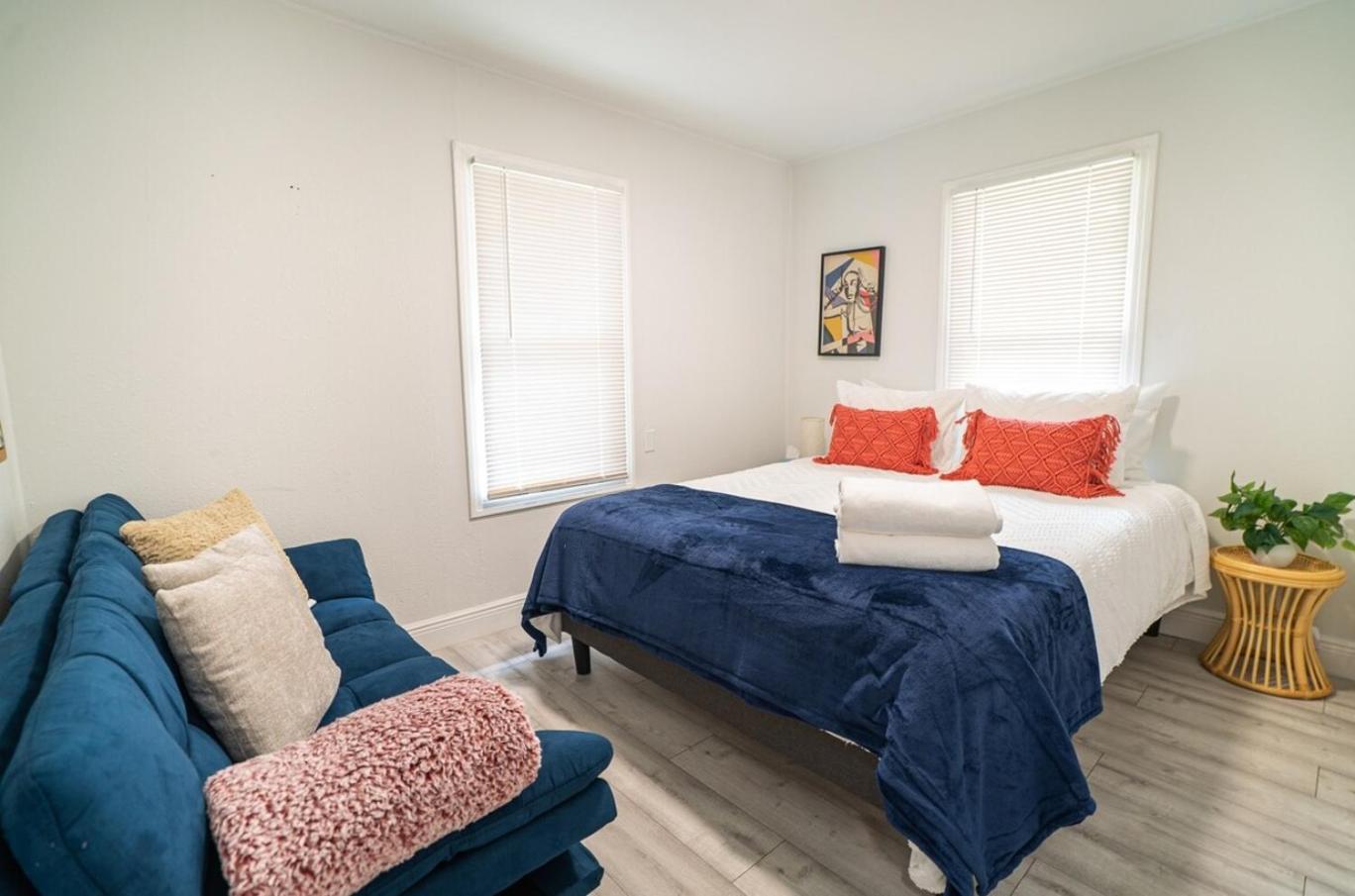 Homey Cozy Newly Renovated Stylish&Chic 7 Guests Τάμπα Εξωτερικό φωτογραφία