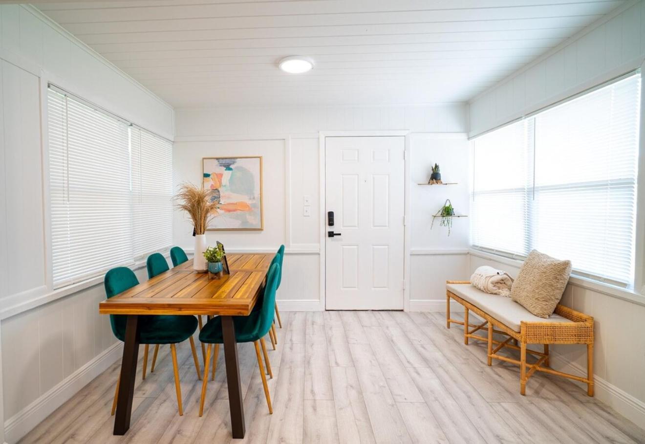 Homey Cozy Newly Renovated Stylish&Chic 7 Guests Τάμπα Εξωτερικό φωτογραφία
